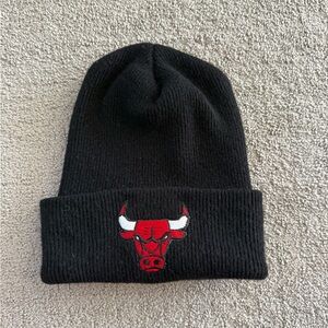 Chicago Bulls NBA Knit Beanie Hat Black - Embroidered Logo Winter Cap OSFA